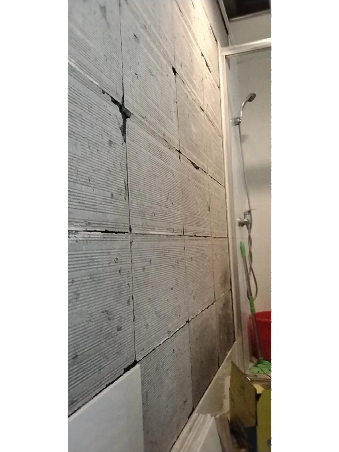 墙砖空鼓怎么处理的视频教程大全图解(墙砖空鼓怎么处理的视频教程大全图解图片)